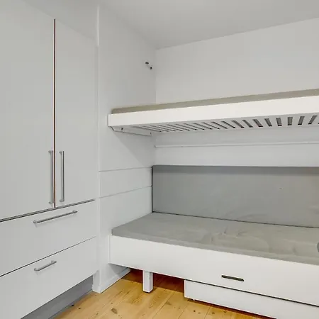 2 Bedroom Beautiful In 度假居