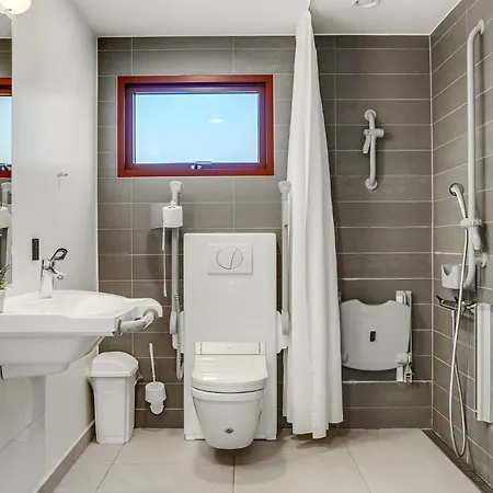 2 Bedroom Beautiful In * 格雷诺