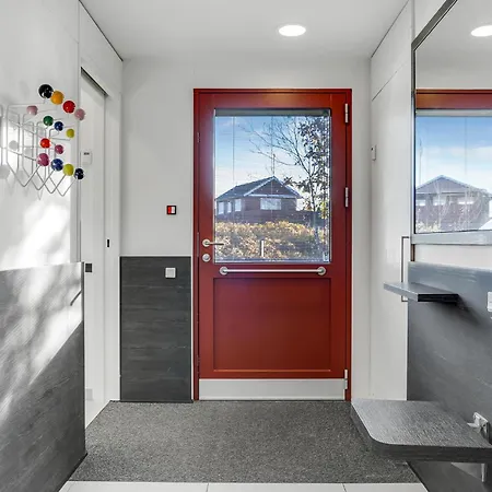 2 Bedroom Beautiful In