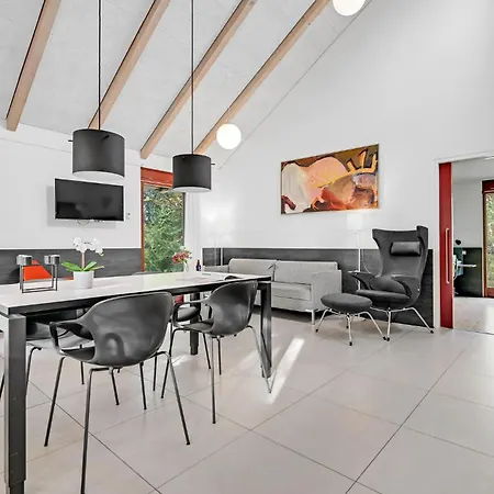 2 Bedroom Beautiful In 度假居 *